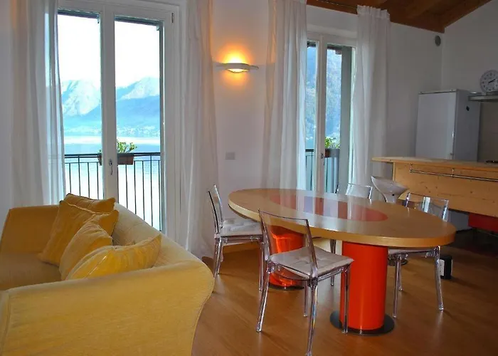 Luxury Penthouse With Big Terrace Argegno